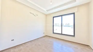 شقة في طريق المطار الحويطي خلف المدارس العالمية - 145,000 دأ - صورة NaN