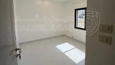 شقة في شقة للبيع في البنيات 135م فقط ب 70000 الف - 70,000 دأ - صورة NaN