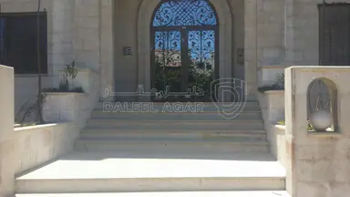 شقة - عمّان  ديرغبار شارع الملكة زين الشرف #٩٩ - 170000 دأ