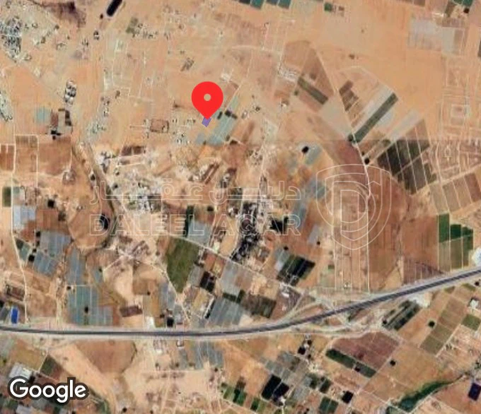 أرض في للبن الحوض قليب مرتفعه مطله على شارع الميه - 105,000 دأ - صورة 1