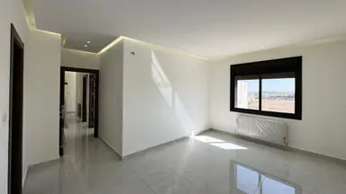 شقة في البنيات طريق المطار - 85,000 دأ - صورة NaN