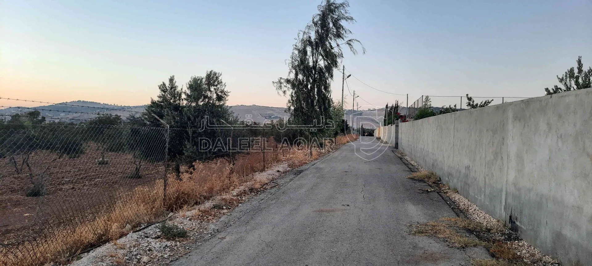 أرض في ارض للبيع موبص حوض سنينيه النصارى  - 220,000 دأ - صورة 1