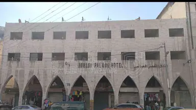 مبنى  - 1250000 دأ