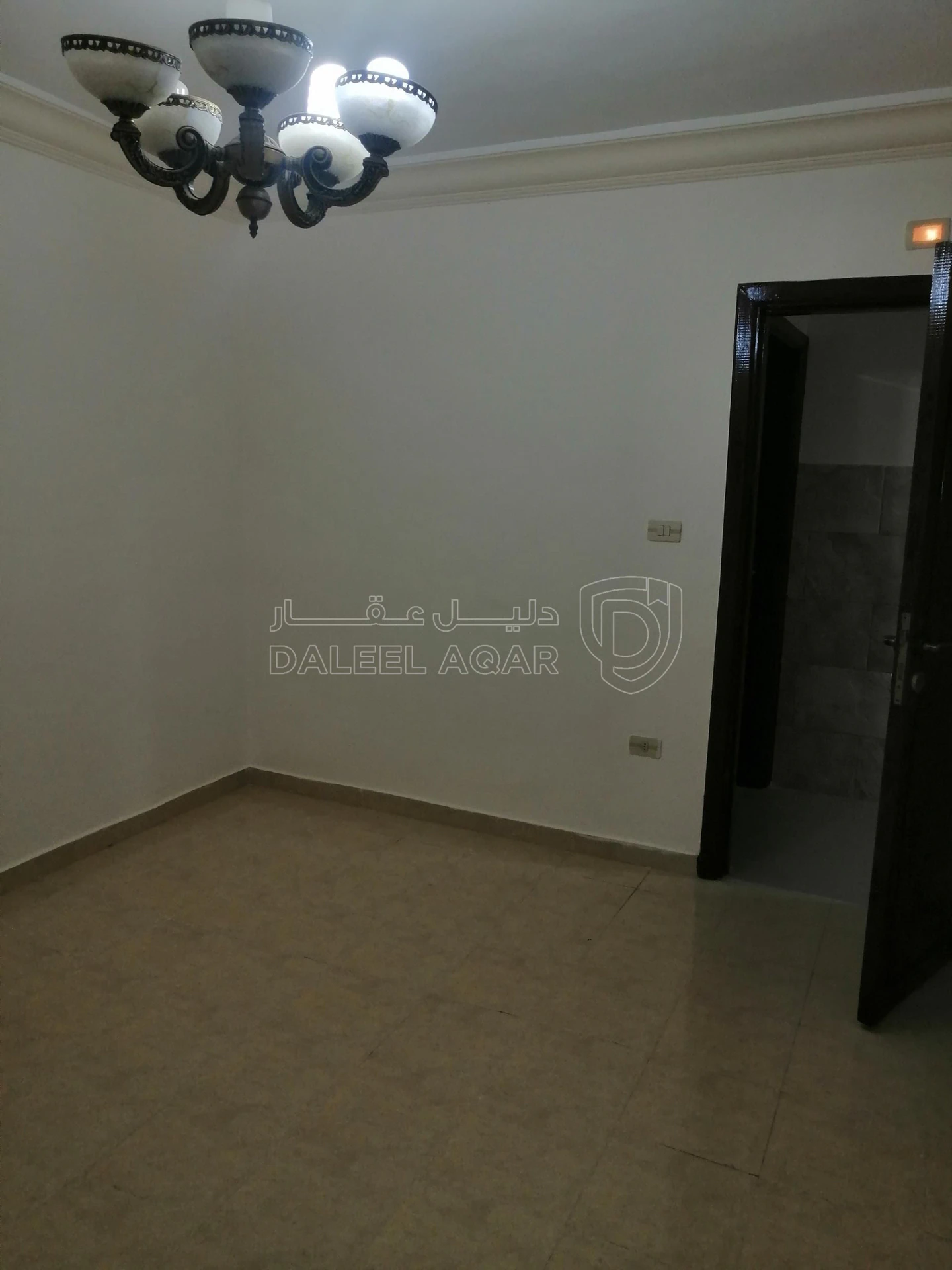 شقة في جبل الزهور - 48,000 دأ - صورة 1