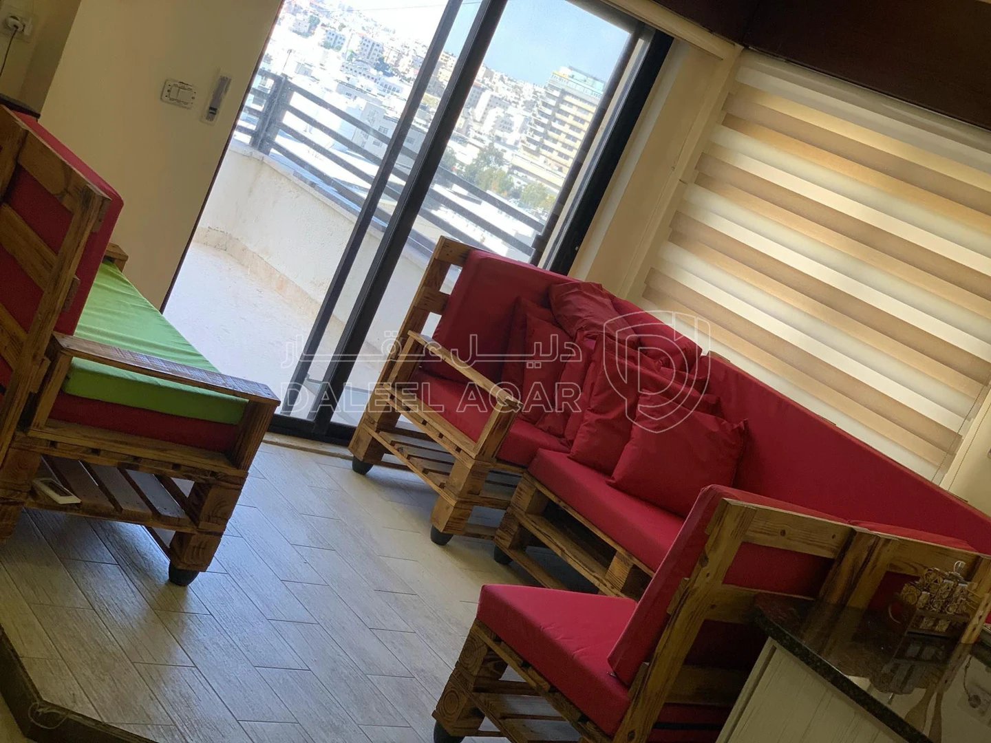 شقة في عمان/ضاحية الرشيد/قرب بوابة الهندسة للجامعة الأردن - 250,000 دأ - صورة 1