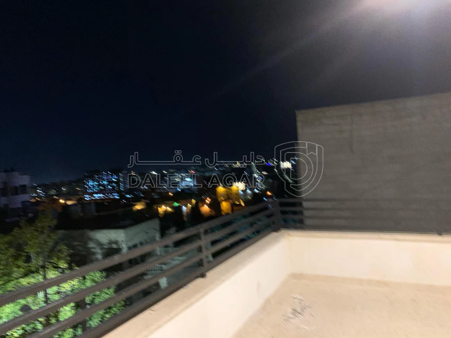 شقة في عمان/ضاحية الرشيد/قرب بوابة الهندسة للجامعة الأردن - 250,000 دأ - صورة 1