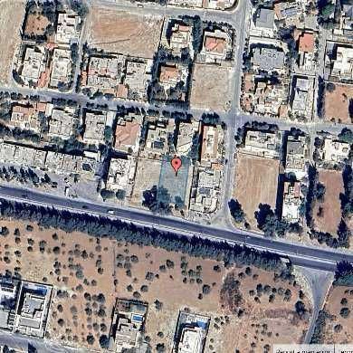 أرض في ارض تصلح لبناء فيلا خاصة بمساحة ارض 835م - 190,000 دأ - صورة 1