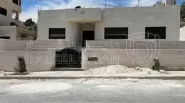فيلا/منزل - بالقرب من مدرسة الخنساء - 175000 دأ