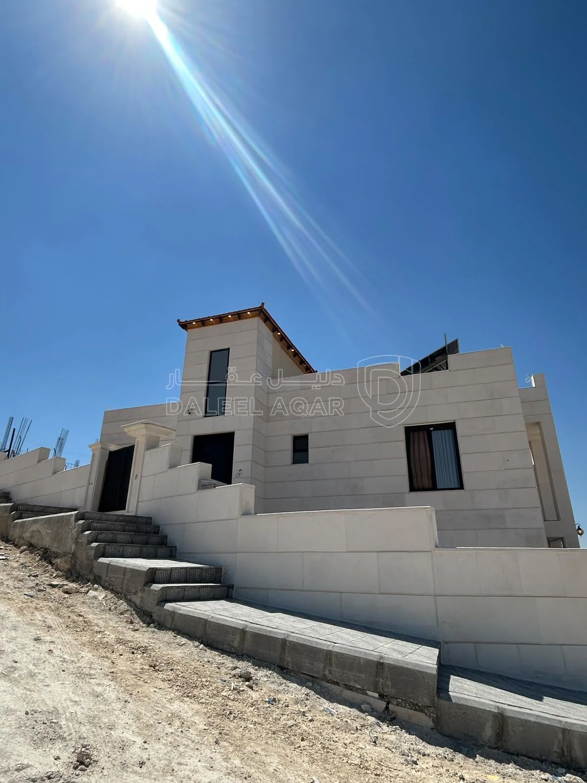 فيلا/منزل في عمان ماركا الجنوبيه المغيرات اسكان القضاه  - 185,000 دأ - صورة 1