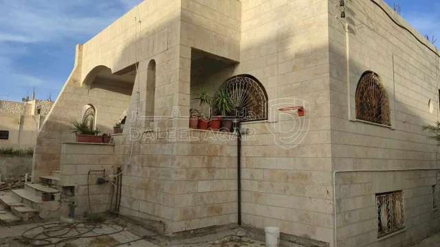 مبنى - سحاب خلف مدرسه  رفيده للبنات  - 100000 دأ