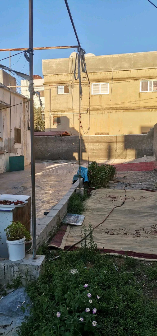 مبنى في الرمثا قرب مشفى الرمثا الحكومي  - 35,000 دأ - صورة 1