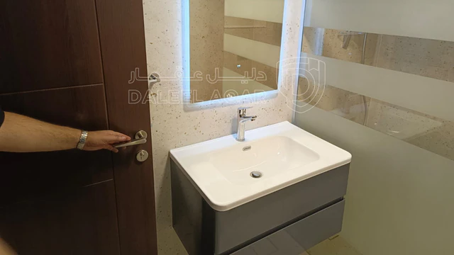 شقة في شارع المدينة المنورة عماره  ‏٥٩ - 120,000 دأ - صورة NaN