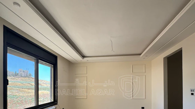 شقة في كريدور عبدون مقابل كازية المناصير  - 180,000 دأ - صورة NaN