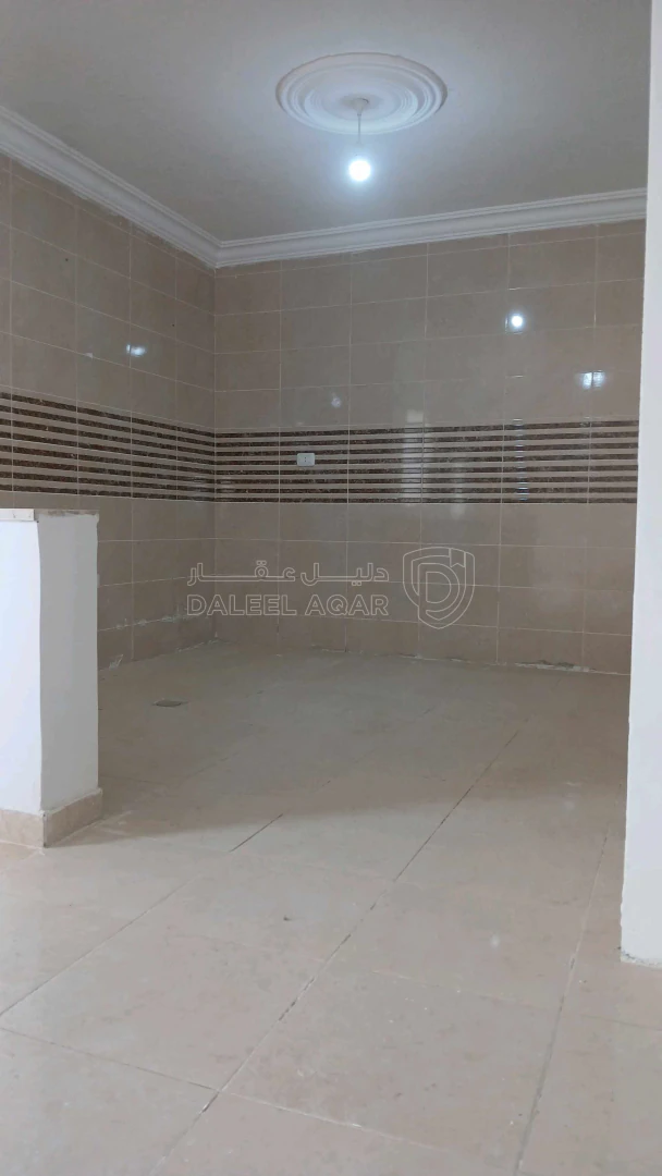 شقة في اجمل مناطق ابو السوس البيادر  - 50,000 دأ - صورة 1