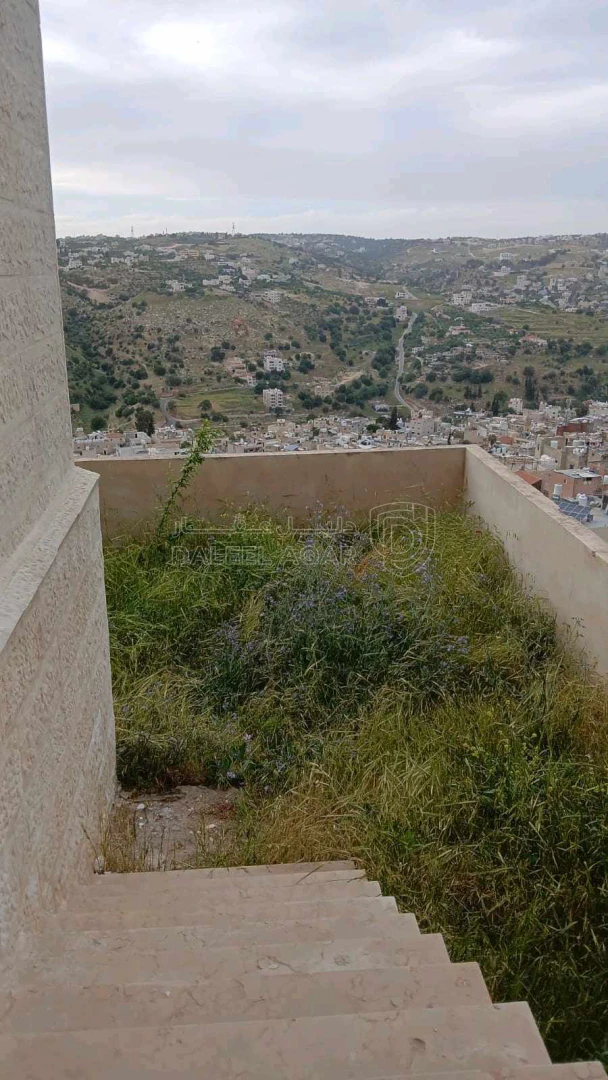 شقة في اجمل مناطق ابو السوس البيادر  - 50,000 دأ - صورة 1