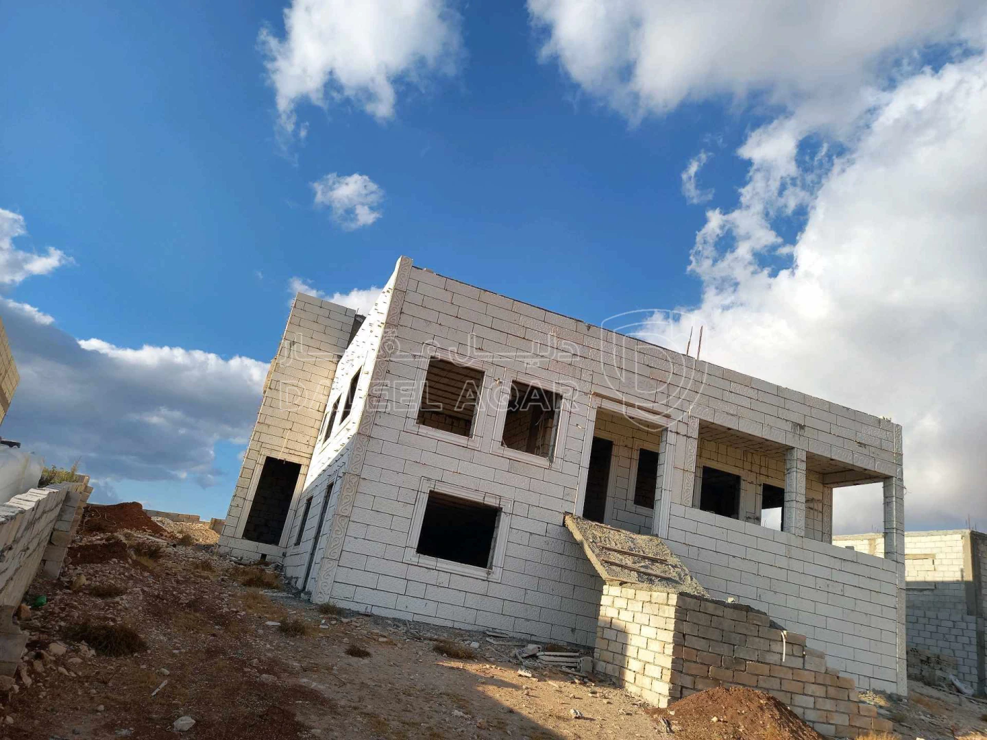 فيلا/منزل في الموقر منشيه القضاه  - 45,000 دأ - صورة 1