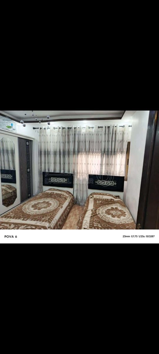شقة في شارع الاستقلال مقابل حلويات اغاتي - 46,000 دأ - صورة 1