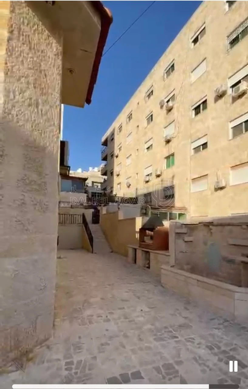 فيلا/منزل في عمان خلدا حي الصالحين  - 430,000 دأ - صورة 13