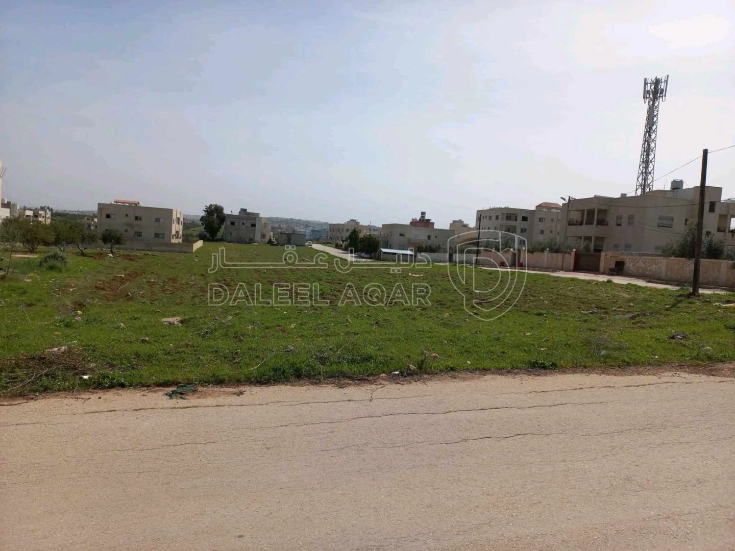أرض في الصريح سلمان الجنوبي - 76,000 دأ - صورة 1