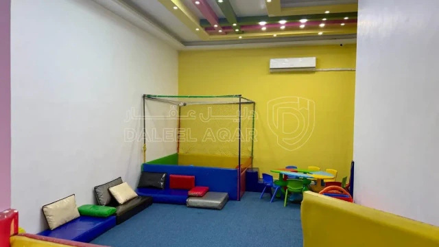 شقة - عمان الجويدة  - 72000 دأ