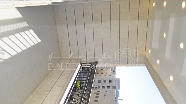 شقة في شقه للبيع في الهاشمي الشمالي مطله ع شار صرح الشهيد - 62,000 دأ - صورة NaN