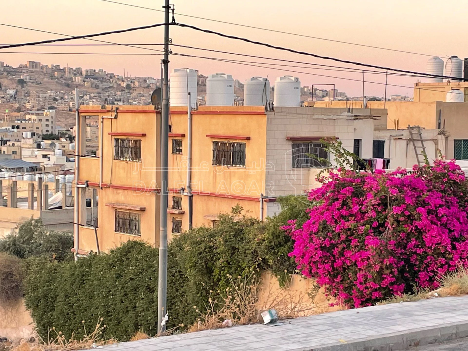 مبنى في الزرقاء -الزواهرة/الشارع الرئيسي 400م عن دوار خميس - 250,000 دأ - صورة 8