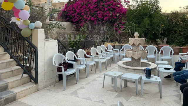 مبنى في الزرقاء -الزواهرة/الشارع الرئيسي 400م عن دوار خميس - 250,000 دأ - صورة NaN