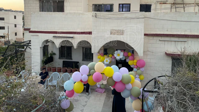 مبنى في الزرقاء -الزواهرة/الشارع الرئيسي 400م عن دوار خميس - 250,000 دأ - صورة NaN