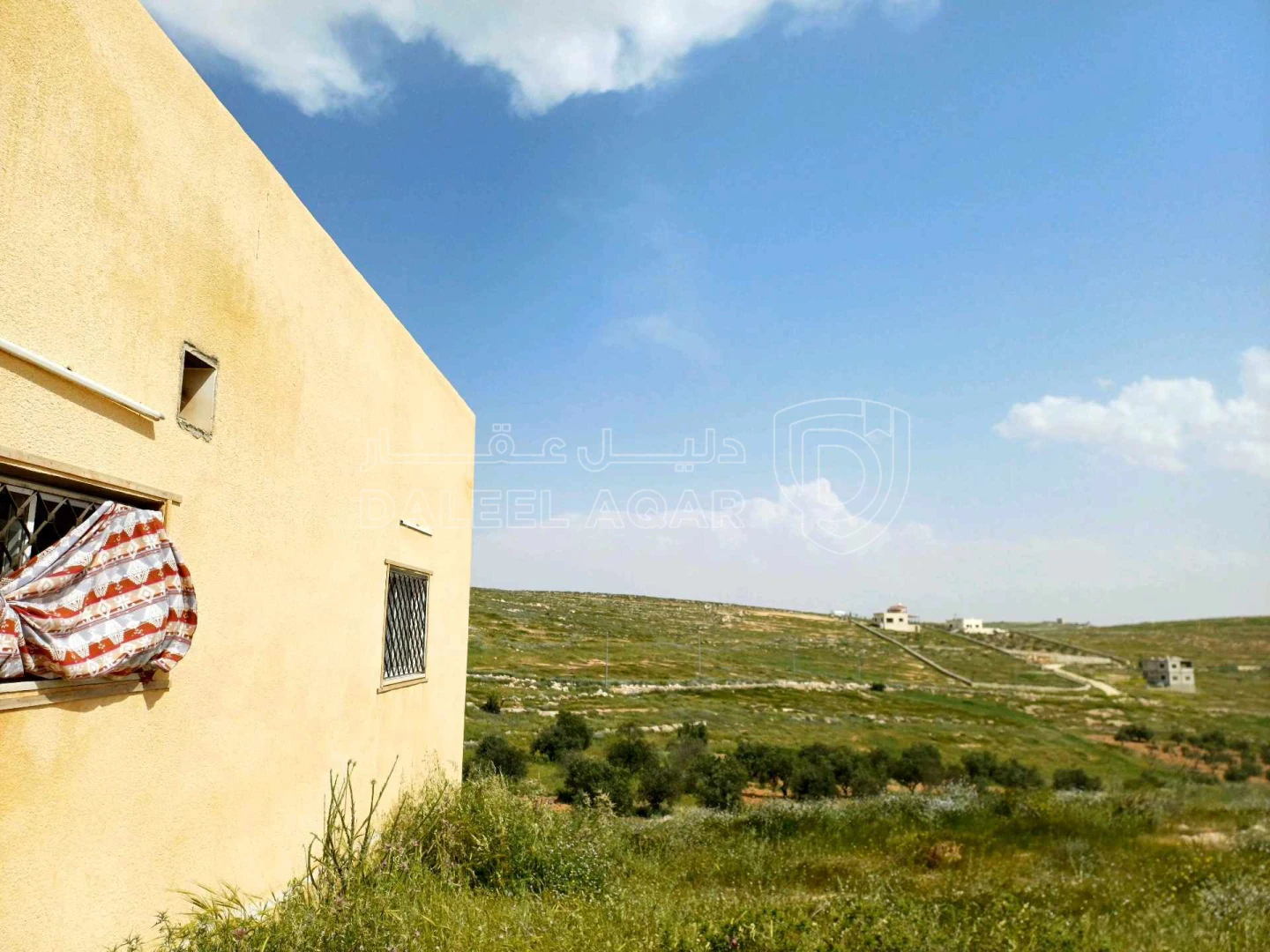 فيلا/منزل في عين بني حسن  - 52,000 دأ - صورة 1