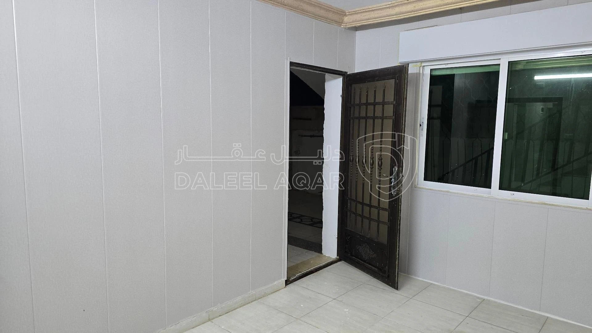 شقة في اربد - شارع البتراء - 32,000 دأ - صورة 1
