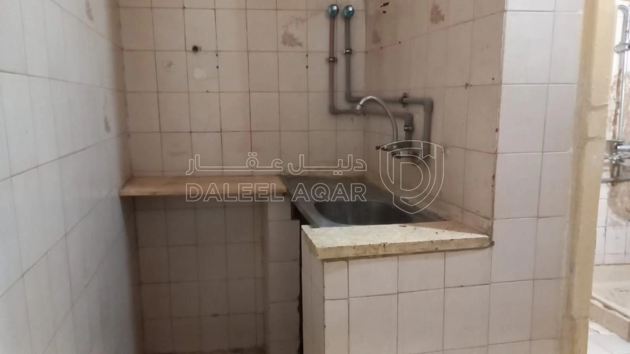 شقة في جبل عمان شارع المعتصم - 17,000 دأ - صورة 1