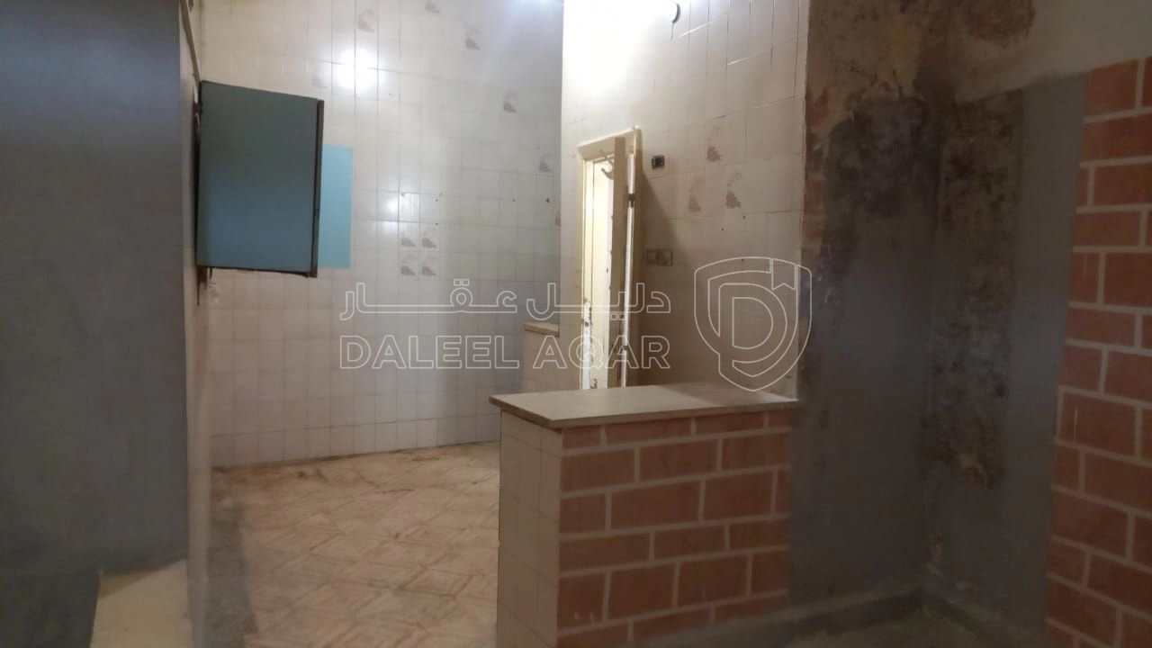 شقة في جبل عمان شارع المعتصم - 17,000 دأ - صورة 1
