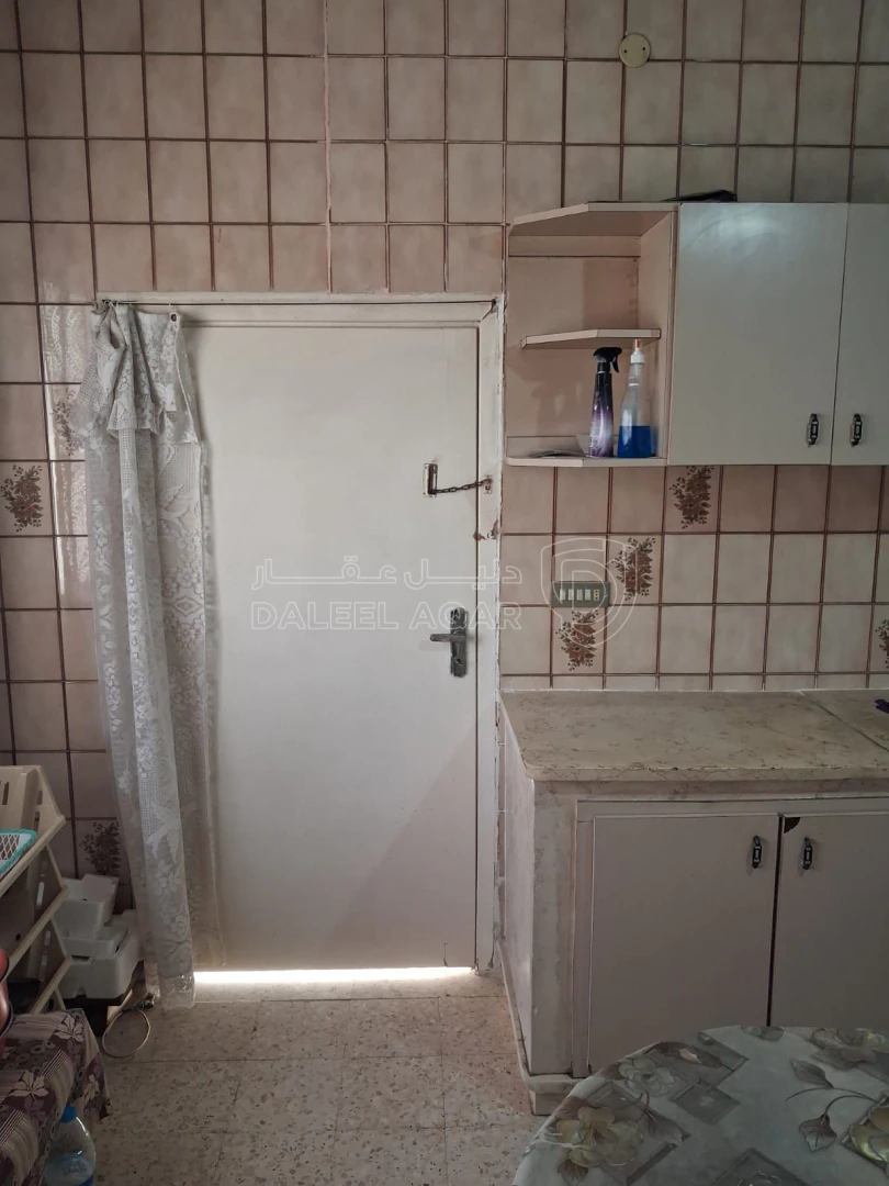 شقة في الزرقاء ضاحية الأميرة هيا  - 40,000 دأ - صورة 1