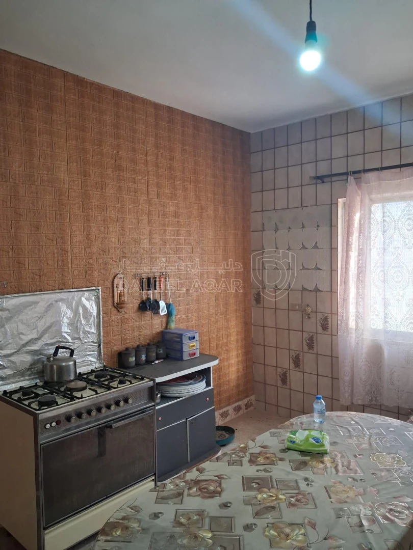 شقة في الزرقاء ضاحية الأميرة هيا  - 40,000 دأ - صورة 1