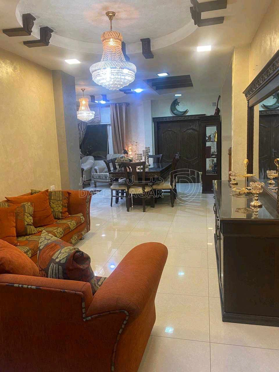 فيلا/منزل في الزرقاء ضاحية مكه قرب مركز حمزه الصحي - 85,000 دأ - صورة 1