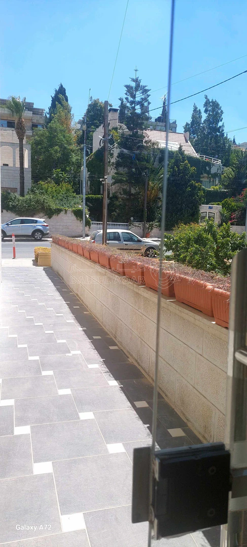 شقة في عبدون الشمالي الغربي بجانب شركة نقل  - 180,000 دأ - صورة 1