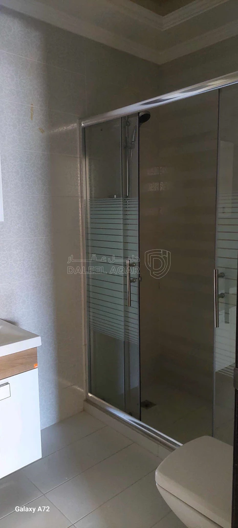 شقة في عبدون الشمالي الغربي بجانب شركة نقل  - 180,000 دأ - صورة 1