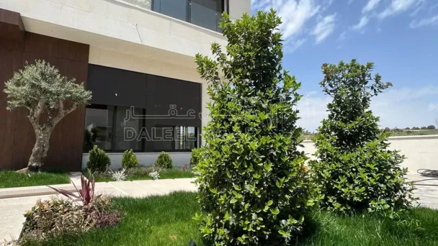 فيلا/منزل - فيلا لقطة في دابوق جديدة من المالك  - 820000 دأ