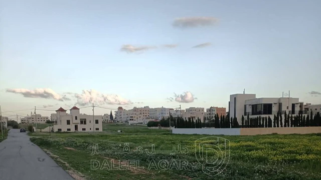 أرض في مادبا الخطابيه حوض حنو السيسيبان  - 93,000 دأ - صورة NaN
