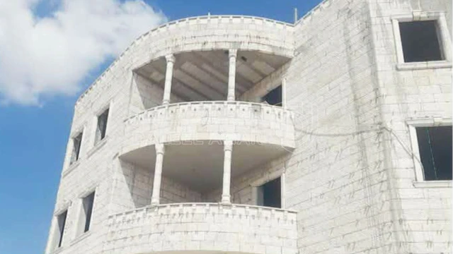 مبنى - الزرقاء جريبا ضاحية المدينة المنورة  - 135000 دأ