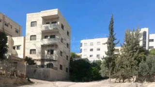 مبنى - عمارة للبيع منطقة ام نوارة  - 85000 دأ