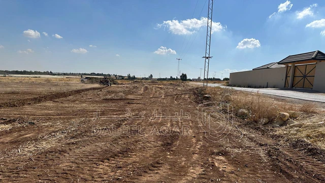 أرض في ناعور - بجانب مشروع صندوق الحج  - 357,140 دأ - صورة NaN
