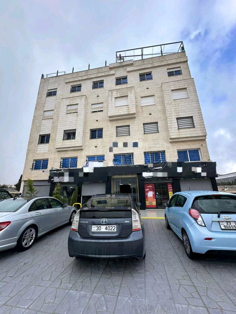 مبنى في ناعور حي الصنوبرات - 610,000 دأ - صورة 1