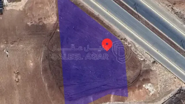 أرض في اربد الصريح الحمراء الغربية - شارع البتراء  - 825,000 دأ - صورة 1