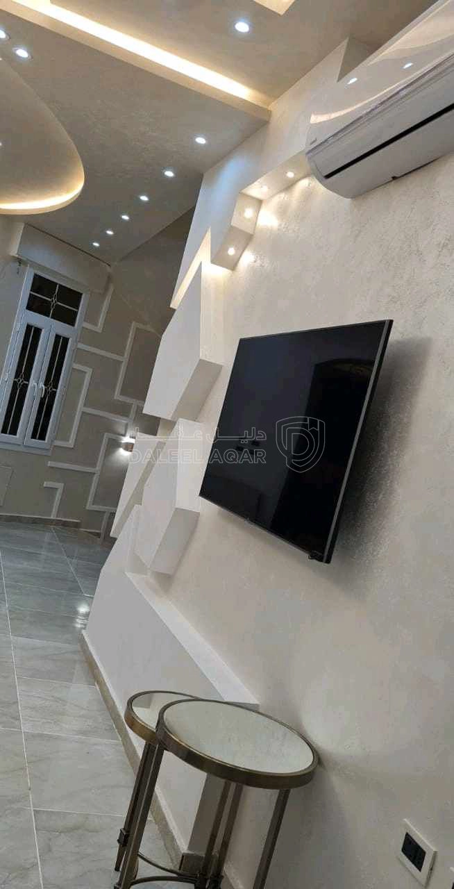 فيلا/منزل في خلف مدرسة الرهبات بلقرب من جامعة العلوم والتكولوجي - 625,000 دأ - صورة 1