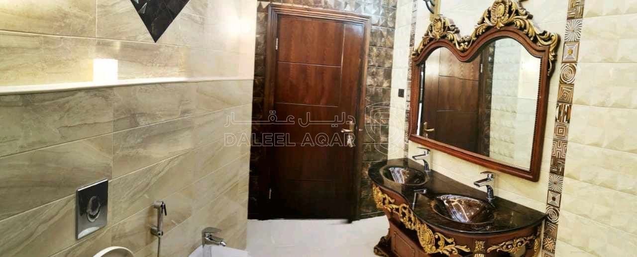 فيلا/منزل في خلف مدرسة الرهبات بلقرب من جامعة العلوم والتكولوجي - 625,000 دأ - صورة 1