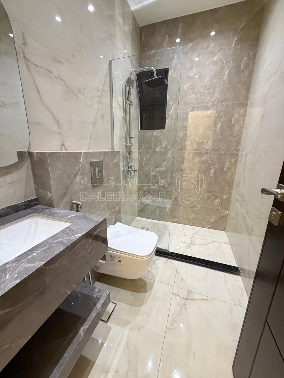 شقة في مرج الحمام - بالقرب من دوار الكتاب  - 90,000 دأ - صورة 28