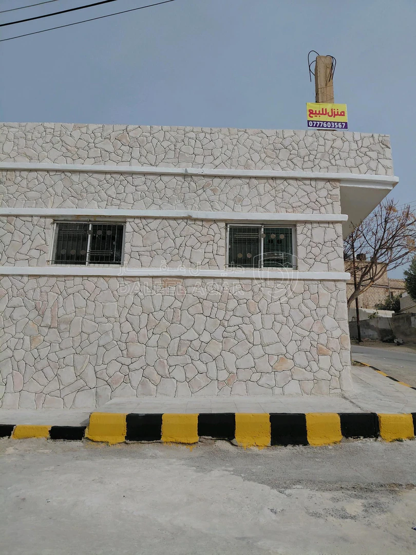 فيلا/منزل في الزرقاء حي معصوم - 40,000 دأ - صورة 1