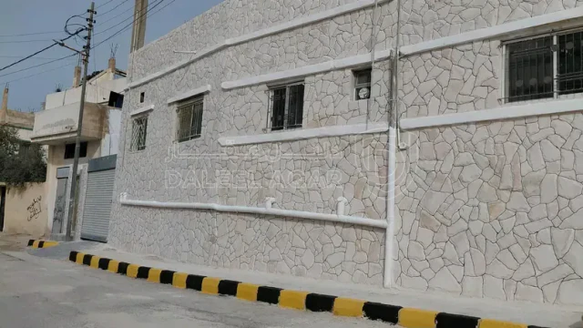 فيلا/منزل - الزرقاء حي معصوم - 40000 دأ