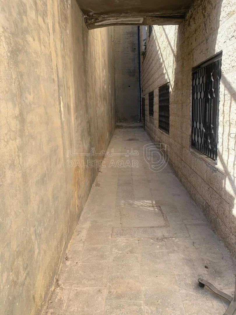 شقة في شارع جبل المبرد - 35,000 دأ - صورة 1